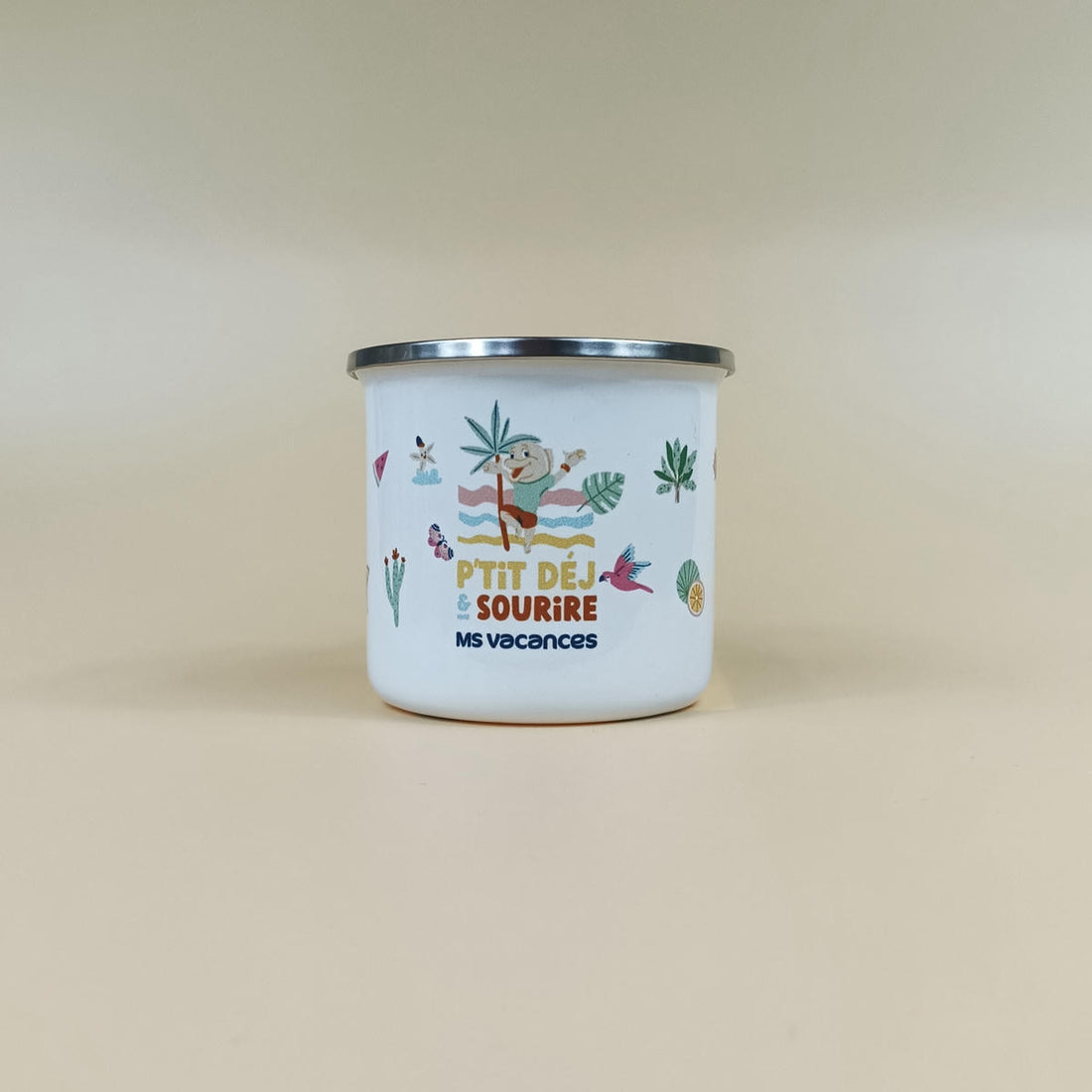 Mug MS Vacances P'tit Déj & Sourire avec décor coloré